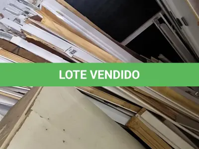 LOTE 035 - 01 LOTE COM PORTAIS EM MADEIRA (NO ESTADO)