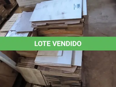 LOTE 188 - 01 LOTE COM PISOS DIVERSOS TAMANHOS E CORES (NO ESTADO)