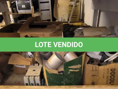 LOTE 050 - 01 LOTE COM LUMINÁRIAS, FUSÍVEIS DE CERÂMICAS (NO ESTADO)