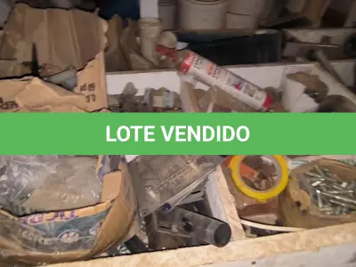 LOTE 184 - 01 LOTE COM ANILHAS DE AÇO, PORCA E PARAFUSOS (NO ESTADO)
