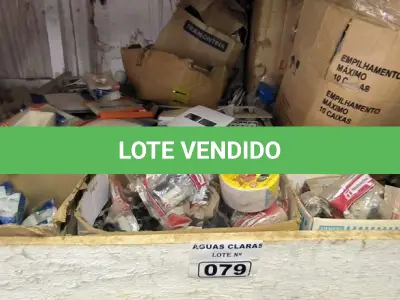 LOTE 079 - 01 LOTE COM SUPORTE PARA ESPELHOS DE TOMADAS (NO ESTADO)