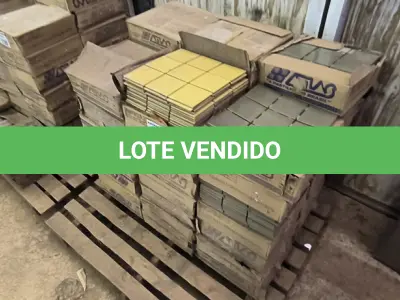 LOTE 131 - 01 LOTE COM APROXIMADAMENTE 40 CAIXAS DE PASTILHA NA COR VERDE (NO ESTADO)
