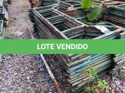 LOTE 259 - 01 LOTE COM GRADES EM FERRO NA COR VERDE (NO ESTADO)