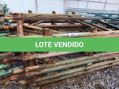 LOTE 266 - 01 LOTE COM GRADES EM FERRO NA COR VERDE (NO ESTADO)