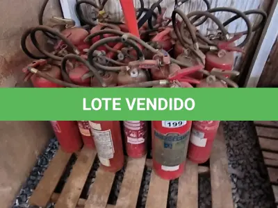 LOTE 199 - 01 LOTE COM EXTINTORES DE INCÊNDIO DIVERSOS (NO ESTADO)