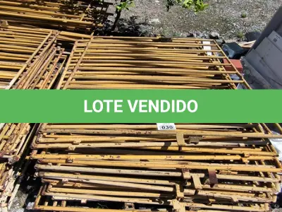 LOTE 030 - 01 LOTE COM GRADES EM FERRO AMARELAS (NO ESTADO)