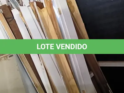 LOTE 035 - 01 LOTE COM PORTAIS EM MADEIRA (NO ESTADO)
