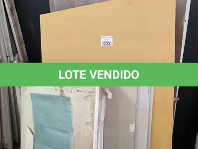 LOTE 032 - 01 LOTE COM PLACAS DE DRYWALL E PACAS DE FIBRA (NO ESTADO)