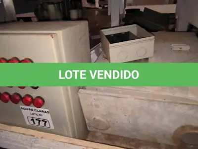 LOTE 177 - 01 LOTE COM QUADROS ELÉTRICOS (NO ESTADO)