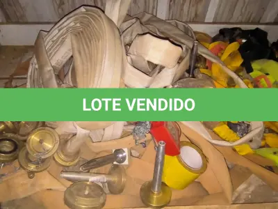 LOTE 108 - 01 LOTE COM CINTOS TALABARTE E MANGUEIRAS DE INCÊNDIO (NO ESTADO)