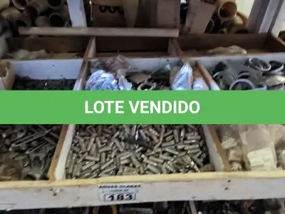 LOTE 183 - 01 LOTE COM ANILHAS DE AÇO E BORNE PARA BARRAMENTO (NO ESTADO)