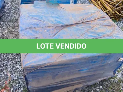 LOTE 300 - 01 LOTE COM REVESTIMENTO 30CM X 60CM CETIM BIANCO (NO ESTADO)