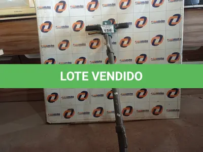 LOTE 158 - 01 ENCERADEIRA INDUSTRIAL. (NO ESTADO) ATENÇÃO! FAZER A VISITAÇÃO ANTES DE ARREMATAR, NÃO SABEMOS SE FUNCIONA. LEILÃO NÃO TEM GARANTIA E NEM DEVOLUÇÃO, SUJEITO A POSSÍVEIS AVARIAS VISÍVEIS/OCULTAS E/OU AUSÊNCIA DE COMPONENTES.
