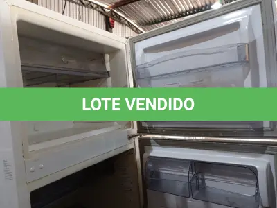 LOTE 078 - 01 GELADEIRA MARCA CÔNSUL 220V. (NO ESTADO) ATENÇÃO! FAZER A VISITAÇÃO ANTES DE ARREMATAR, NÃO SABEMOS SE FUNCIONA. LEILÃO NÃO TEM GARANTIA E NEM DEVOLUÇÃO, SUJEITO A POSSÍVEIS AVARIAS VISÍVEIS/OCULTAS E/OU AUSÊNCIA DE COMPONENTES.