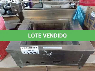 LOTE 133 - 01 FRITADEIRA EM INOX A GÁS INCOMPLETA. (NO ESTADO) ATENÇÃO! FAZER A VISITAÇÃO ANTES DE ARREMATAR, NÃO SABEMOS SE FUNCIONA. LEILÃO NÃO TEM GARANTIA E NEM DEVOLUÇÃO, SUJEITO A POSSÍVEIS AVARIAS VISÍVEIS/OCULTAS E/OU AUSÊNCIA DE COMPONENTES.