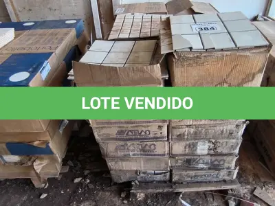 LOTE 384 - 01 LOTE COM PASTILHAS BRANCAS (NO ESTADO)