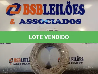 LOTE 010 - 01 ROLO DE CABO FLEXÍVEL 100M, 4MM NA COR CINZA. (NO ESTADO) ATENÇÃO! FAZER A VISITAÇÃO ANTES DE ARREMATAR, NÃO SABEMOS SE FUNCIONA. LEILÃO NÃO TEM GARANTIA E NEM DEVOLUÇÃO, SUJEITO A POSSÍVEIS AVARIAS VISÍVEIS/OCULTAS E/OU AUSÊNCIA DE COMPONENTES.