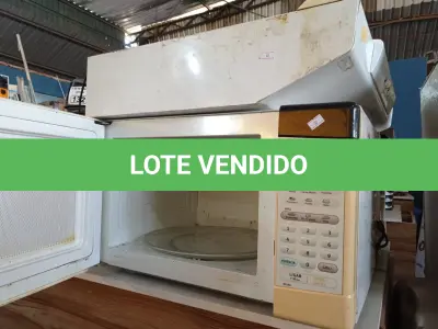 LOTE 129 - 01 DEPURADOR DE AR E 02 MICRO-ONDAS MARCAS E MODELOS DIVERSOS. (NO ESTADO) ATENÇÃO! FAZER A VISITAÇÃO ANTES DE ARREMATAR, NÃO SABEMOS SE FUNCIONA. LEILÃO NÃO TEM GARANTIA E NEM DEVOLUÇÃO, SUJEITO A POSSÍVEIS AVARIAS VISÍVEIS/OCULTAS E/OU AUSÊNCIA DE COMPONENTES.
