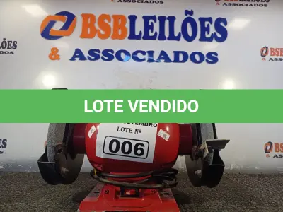 LOTE 006 - 01 ESMERIL MARCA SCHULZ 300W 220V. (NO ESTADO) ATENÇÃO! FAZER A VISITAÇÃO ANTES DE ARREMATAR, NÃO SABEMOS SE FUNCIONA. LEILÃO NÃO TEM GARANTIA E NEM DEVOLUÇÃO, SUJEITO A POSSÍVEIS AVARIAS VISÍVEIS/OCULTAS E/OU AUSÊNCIA DE COMPONENTES.