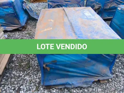 LOTE 301 - 01 LOTE COM REVESTIMENTO 30CM X 60CM ANTARTIDA BOLD (NO ESTADO)