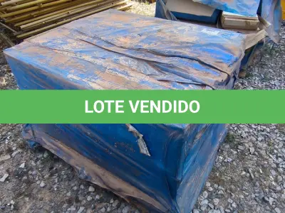 LOTE 296 - 01 LOTE COM REVESTIMENTO 30CM X 60CM CETIM BIANCO (NO ESTADO)