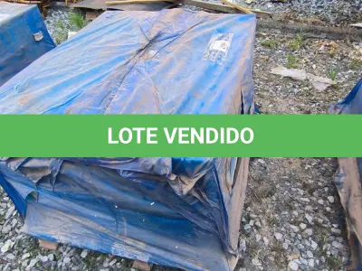LOTE 298 - 01 LOTE COM REVESTIMENTO 30CM X 60CM CETIM BIANCO (NO ESTADO)