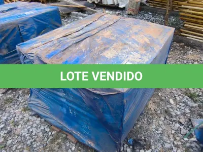 LOTE 296 - 01 LOTE COM REVESTIMENTO 30CM X 60CM CETIM BIANCO (NO ESTADO)