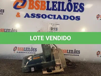 LOTE 019 - 01 SERRA CIRCULAR BOSCH 1500W 220V. (NO ESTADO) ATENÇÃO! FAZER A VISITAÇÃO ANTES DE ARREMATAR, NÃO SABEMOS SE FUNCIONA. LEILÃO NÃO TEM GARANTIA E NEM DEVOLUÇÃO, SUJEITO A POSSÍVEIS AVARIAS VISÍVEIS/OCULTAS E/OU AUSÊNCIA DE COMPONENTES.