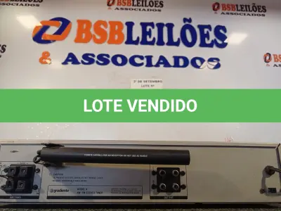 LOTE 053 - 01 AM/FM STÉREO TUNER GRADIENTE. (NO ESTADO) ATENÇÃO! FAZER A VISITAÇÃO ANTES DE ARREMATAR, NÃO SABEMOS SE FUNCIONA. LEILÃO NÃO TEM GARANTIA E NEM DEVOLUÇÃO, SUJEITO A POSSÍVEIS AVARIAS VISÍVEIS/OCULTAS E/OU AUSÊNCIA DE COMPONENTES.