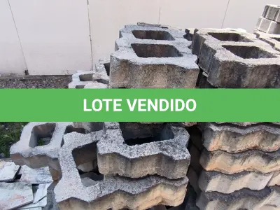 LOTE 309 - 01 LOTE COM BLOQUETES PARA PISO (NO ESTADO)