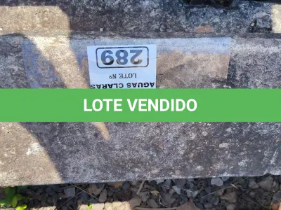 LOTE 289 - 01 POSTE QUADRADO EM CONCRETO (NO ESTADO)