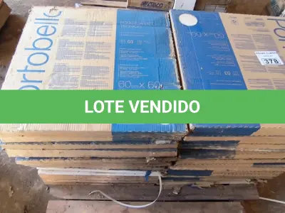 LOTE 378 - 01 LOTE COM PORCELANATO PORTOBELLO 60CM X 60CM DIVERSOS (NO ESTADO)