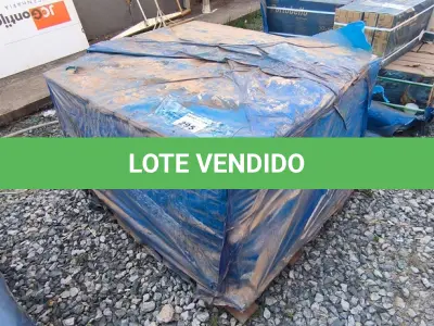 LOTE 295 - 01 LOTE COM REVESTIMENTO 30CM X 60CM CETIM BIANCO (NO ESTADO)