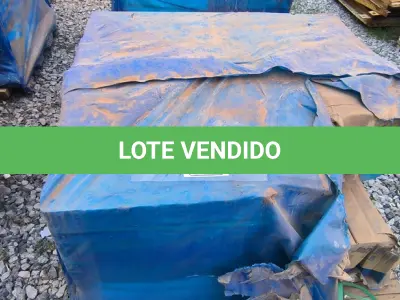 LOTE 304 - 01 LOTE COM REVESTIMENTO 30CM X 60CM ANTARTIDA BOLD (NO ESTADO)