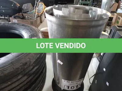LOTE 101 - 01 LIQUIDIFICADOR INDUSTRIAL MARCA POLI. (NO ESTADO) ATENÇÃO! FAZER A VISITAÇÃO ANTES DE ARREMATAR, NÃO SABEMOS SE FUNCIONA. LEILÃO NÃO TEM GARANTIA E NEM DEVOLUÇÃO, SUJEITO A POSSÍVEIS AVARIAS VISÍVEIS/OCULTAS E/OU AUSÊNCIA DE COMPONENTES.