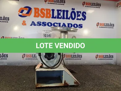 LOTE 036 - 01 MOEDOR DE CARNE MARCA ARBEL. (NO ESTADO) ATENÇÃO! FAZER A VISITAÇÃO ANTES DE ARREMATAR, NÃO SABEMOS SE FUNCIONA. LEILÃO NÃO TEM GARANTIA E NEM DEVOLUÇÃO, SUJEITO A POSSÍVEIS AVARIAS VISÍVEIS/OCULTAS E/OU AUSÊNCIA DE COMPONENTES.