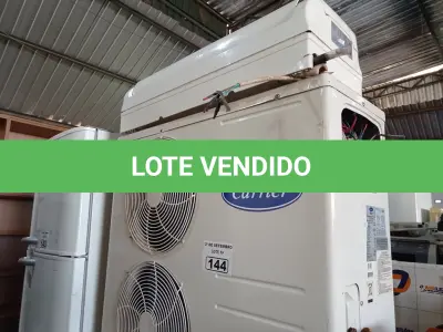 LOTE 144 - 01 AR-CONDICIONADO MARCA CARRIER 12000BTU. (NO ESTADO) ATENÇÃO! FAZER A VISITAÇÃO ANTES DE ARREMATAR, NÃO SABEMOS SE FUNCIONA. LEILÃO NÃO TEM GARANTIA E NEM DEVOLUÇÃO, SUJEITO A POSSÍVEIS AVARIAS VISÍVEIS/OCULTAS E/OU AUSÊNCIA DE COMPONENTES.