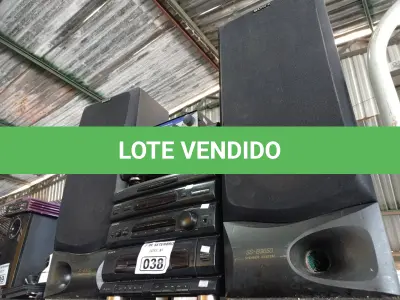 LOTE 038 - 01 APARELHO DE SOM 3X1 E 01 AMPLIFICADOR. (NO ESTADO) ATENÇÃO! FAZER A VISITAÇÃO ANTES DE ARREMATAR, NÃO SABEMOS SE FUNCIONA. LEILÃO NÃO TEM GARANTIA E NEM DEVOLUÇÃO, SUJEITO A POSSÍVEIS AVARIAS VISÍVEIS/OCULTAS E/OU AUSÊNCIA DE COMPONENTES.