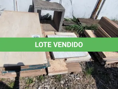 LOTE 335 - 01 LOTE COM PISOS DIVERSOS (NO ESTADO)