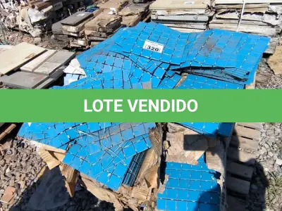 LOTE 320 - 01 LOTE COM PASTILHAS AZUL (NO ESTADO)