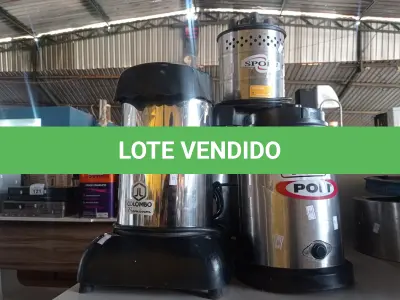 LOTE 187 - 05 BASES DE LIQUIDIFICADOR INDUSTRIAL MARCAS E MODELOS DIVERSOS. (NO ESTADO) ATENÇÃO! FAZER A VISITAÇÃO ANTES DE ARREMATAR, NÃO SABEMOS SE FUNCIONA. LEILÃO NÃO TEM GARANTIA E NEM DEVOLUÇÃO, SUJEITO A POSSÍVEIS AVARIAS VISÍVEIS/OCULTAS E/OU AUSÊNCIA DE COMPONENTES.
