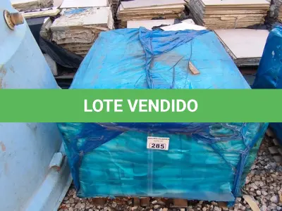 LOTE 285 - 01 PALETE COM REVESTIMENTO PORTO BELO 30CM X 60CM CETIM BIANCO (NO ESTADO)