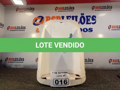 LOTE 016 - 01 BEBEDOURO PARA GARRAFÃO. (NO ESTADO) ATENÇÃO! FAZER A VISITAÇÃO ANTES DE ARREMATAR, NÃO SABEMOS SE FUNCIONA. LEILÃO NÃO TEM GARANTIA E NEM DEVOLUÇÃO, SUJEITO A POSSÍVEIS AVARIAS VISÍVEIS/OCULTAS E/OU AUSÊNCIA DE COMPONENTES.