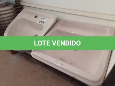 LOTE 169 - 02 CUBAS MARCAS E MODELOS DIVERSOS. (NO ESTADO) ATENÇÃO! FAZER A VISITAÇÃO ANTES DE ARREMATAR, NÃO SABEMOS SE FUNCIONA. LEILÃO NÃO TEM GARANTIA E NEM DEVOLUÇÃO, SUJEITO A POSSÍVEIS AVARIAS VISÍVEIS/OCULTAS E/OU AUSÊNCIA DE COMPONENTES.
