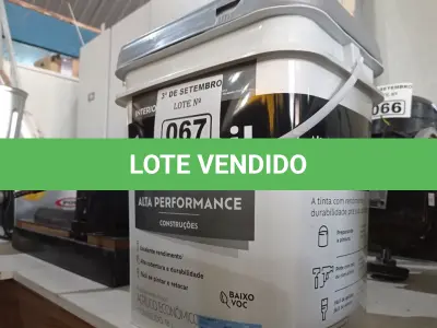 LOTE 067 - 01 BALDE DE TINTA SUVINIL INTERIORES ACRÍLICO FOSCO 18L NA COR FOSCO BRANCO. (NO ESTADO) ATENÇÃO! FAZER A VISITAÇÃO ANTES DE ARREMATAR, NÃO SABEMOS SE FUNCIONA. LEILÃO NÃO TEM GARANTIA E NEM DEVOLUÇÃO, SUJEITO A POSSÍVEIS AVARIAS VISÍVEIS/OCULTAS E/OU AUSÊNCIA DE COMPONENTES.