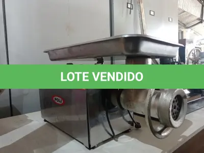 LOTE 069 - 01 MOEDOR DE CARNE MARCA POLI. (NO ESTADO) ATENÇÃO! FAZER A VISITAÇÃO ANTES DE ARREMATAR, NÃO SABEMOS SE FUNCIONA. LEILÃO NÃO TEM GARANTIA E NEM DEVOLUÇÃO, SUJEITO A POSSÍVEIS AVARIAS VISÍVEIS/OCULTAS E/OU AUSÊNCIA DE COMPONENTES.