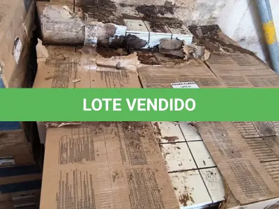 LOTE 388 - 01 LOTE COM PASTILHAS BRANCAS (NO ESTADO)