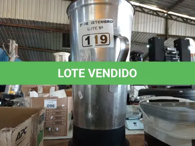LOTE 119 - 01 LIQUIDIFICADOR INDUSTRIAL MARCA POLI. (NO ESTADO) ATENÇÃO! FAZER A VISITAÇÃO ANTES DE ARREMATAR, NÃO SABEMOS SE FUNCIONA. LEILÃO NÃO TEM GARANTIA E NEM DEVOLUÇÃO, SUJEITO A POSSÍVEIS AVARIAS VISÍVEIS/OCULTAS E/OU AUSÊNCIA DE COMPONENTES.