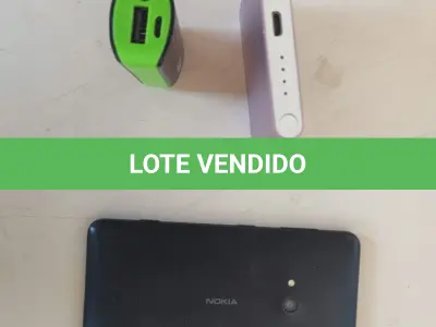 LOTE 697 - LOTE COM UM CELULAR NOKIA FUNCIONANDO PERFEITAMENTE E DÓI POWER BANK. (NO ESTADO) 
