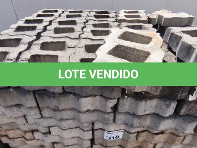 LOTE 310 - O1 LOTE COM BLOQUETES PARA PISO (NO ESTADO)